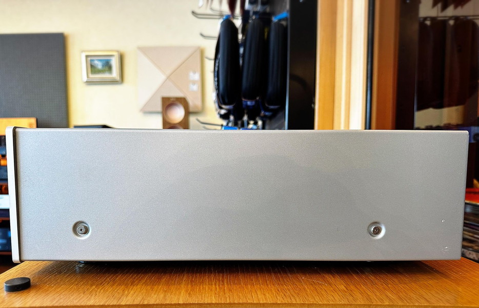 LUXMAN D-05