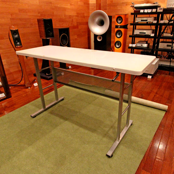 DODAI テーブル　DODAI-1480　DJ テーブル　W1400 x D500 x H800mm 使用感あり　現状品
