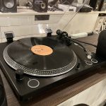 初心者でもできるレコードプレーヤーセッティング！HAKU HTT-1100 開封＆展示導入記