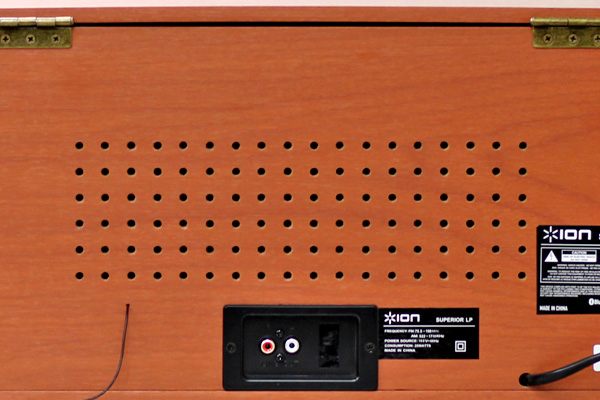 ION Audio/Bluetooth対応レコード・カセット・ラジオ・CD・一体型 