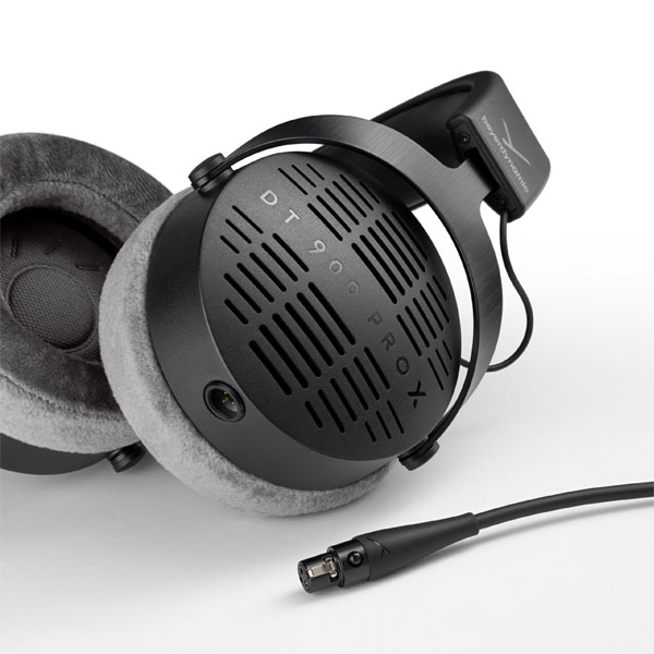 beyerdynamic DT 900 PRO X