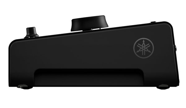 YAMAHA URX22
