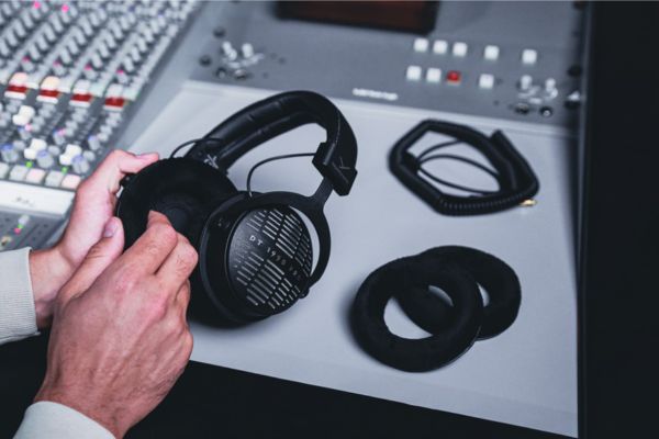 DT 1990 PRO MK II