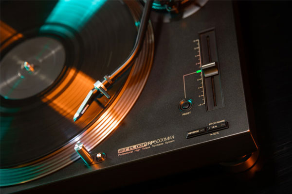 Reloop RP-5000 MK4