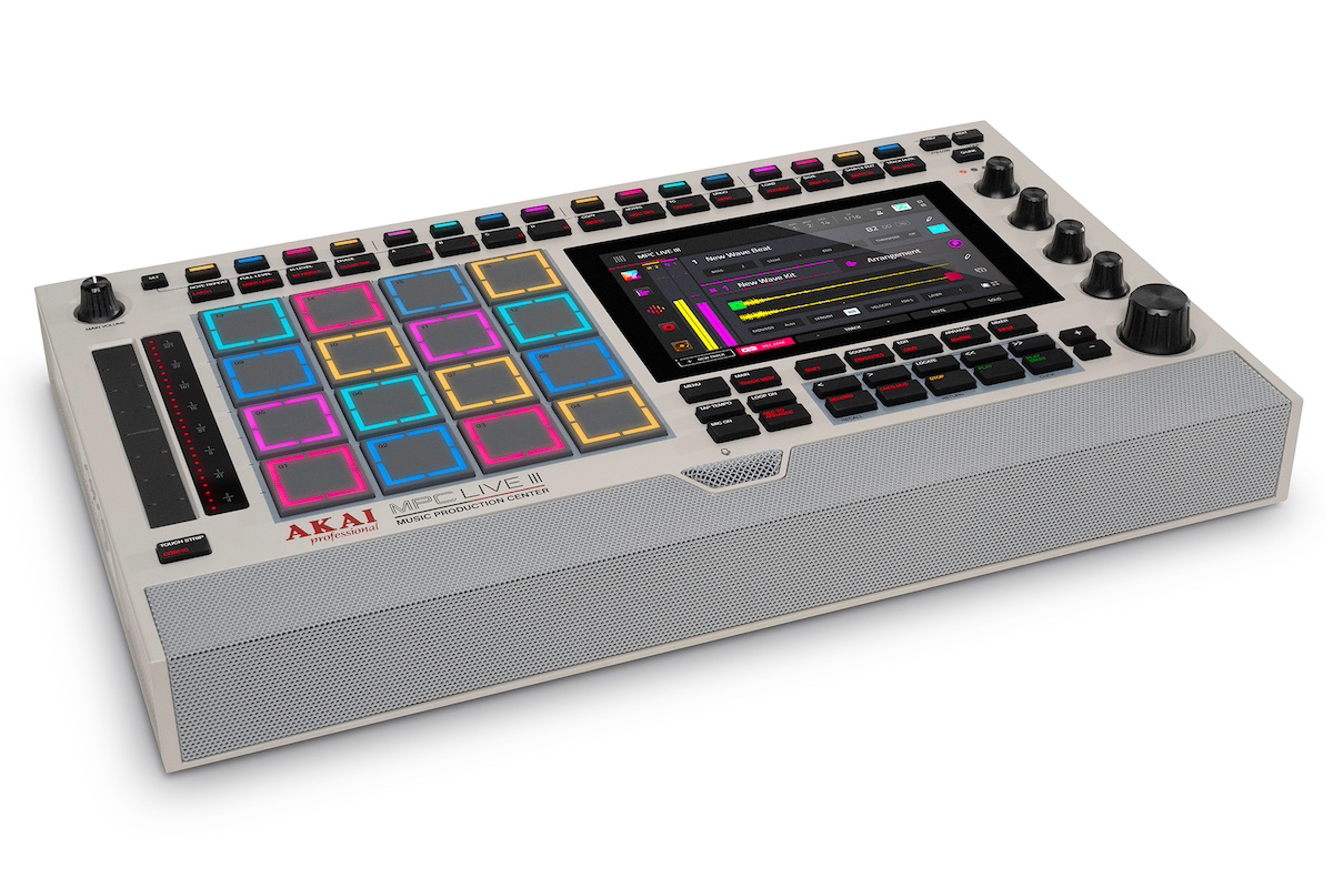 AKAI Professional MPC Live III Retro 斜め