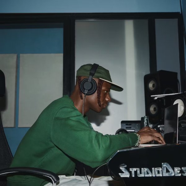 TMA-2 Studio XE