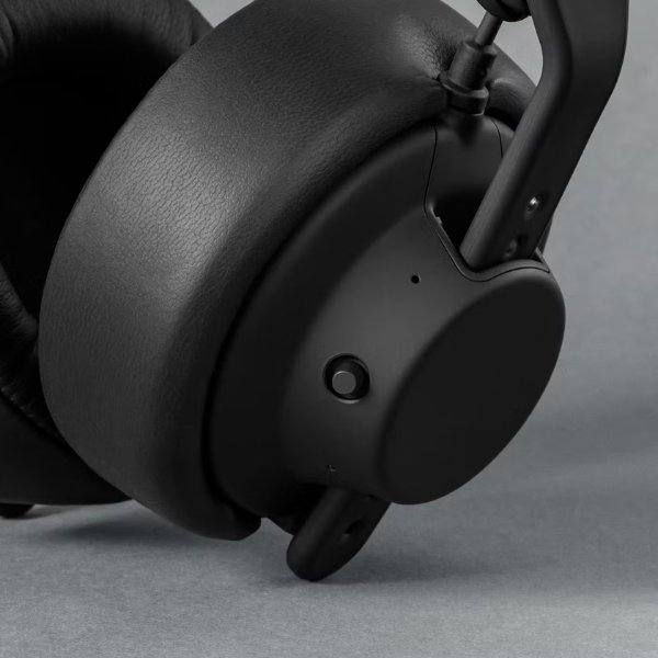 TMA-2 Move Wireless