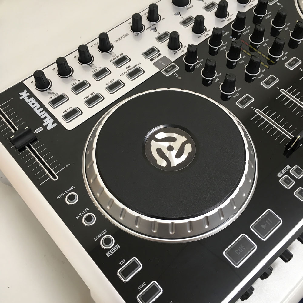 中古品】Serato DJ Liteに対応したDJコントローラー、NumarkのN4の紹介