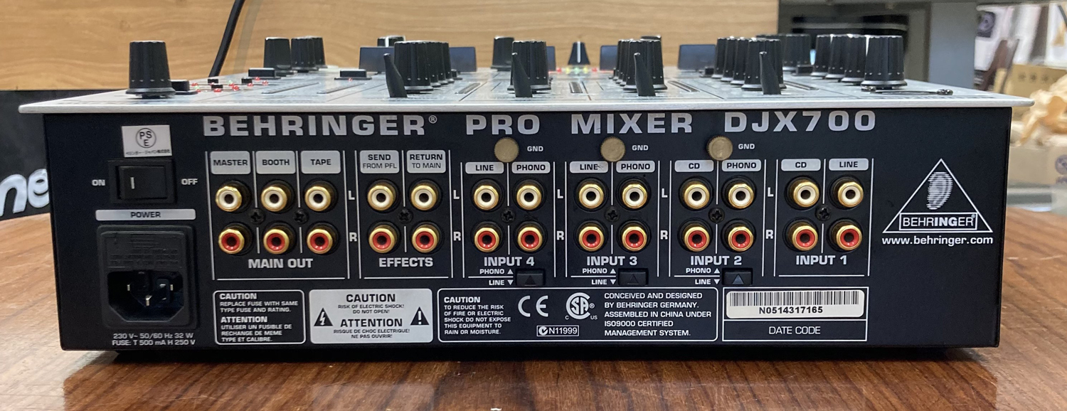 ジャンク品】BEHRINGERの4チャンネルDJミキサーDJX700のご紹介です！！